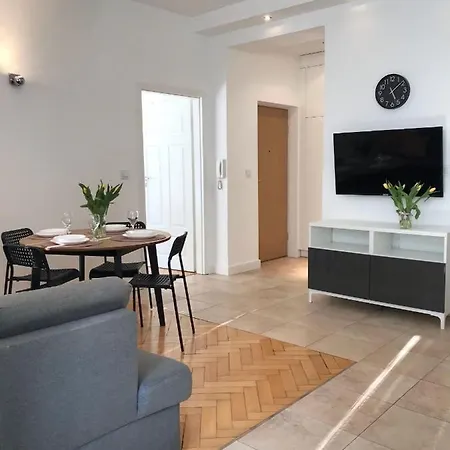 Klimatyczny Pod Ratuszem -ul. śląska 2 Apartament