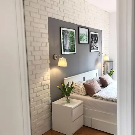 Klimatyczny Pod Ratuszem -ul. Slaska 2 Częstochowa