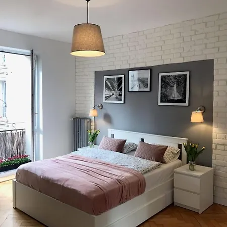 Klimatyczny Pod Ratuszem -ul. śląska 2 Apartament *