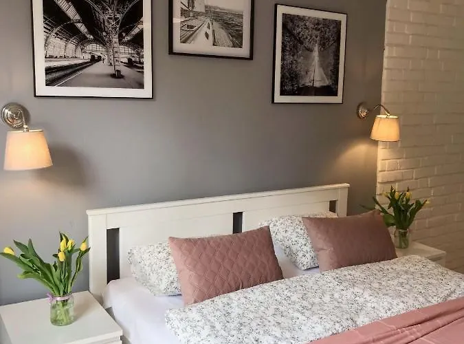 Klimatyczny Pod Ratuszem -ul. Slaska 2